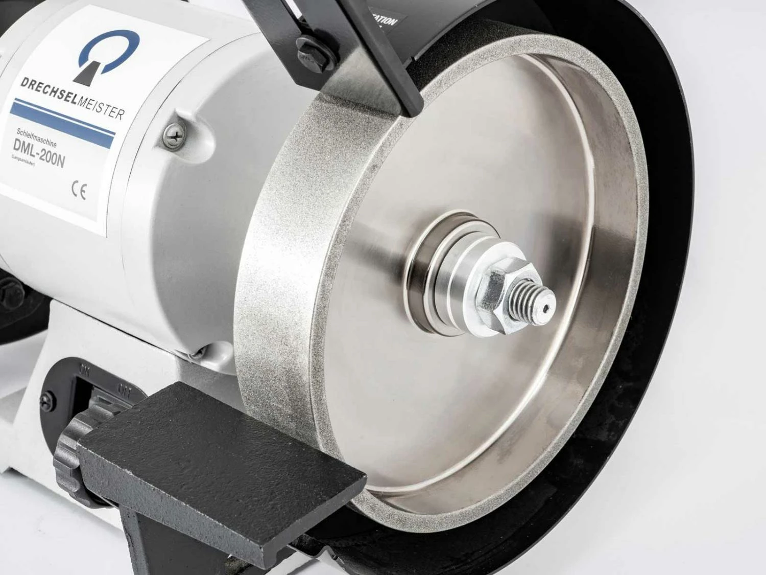DRECHSELMEISTER - DML-200N CBN - Touret D'affûtage à Meules CBN Et Corindon - Vitesse Lente 1450 Tr/mm – Image 4