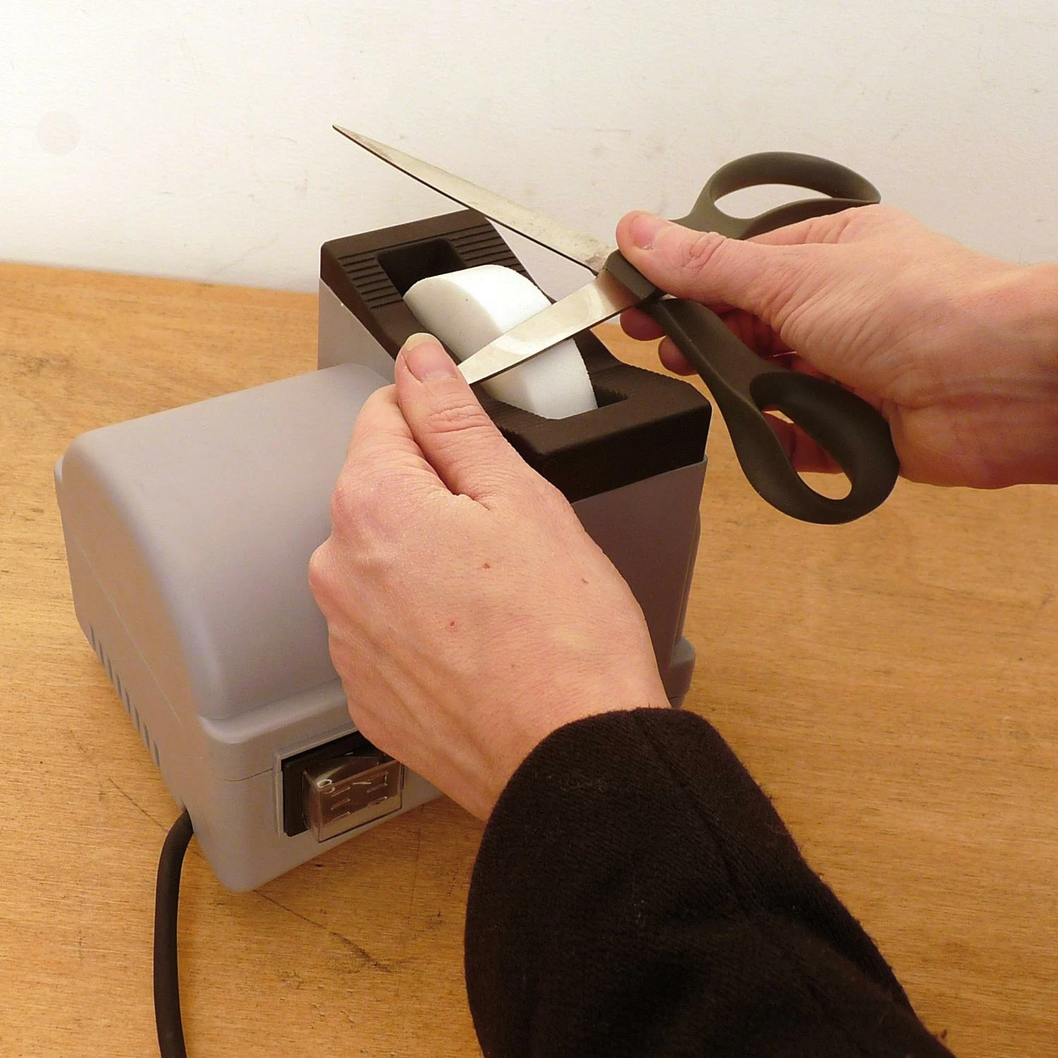 PEUGEOT - ENERGYGRIND-100 Aiguiseuse à Eau Puissance 53 W, Diamètre 100 Mm – Image 3