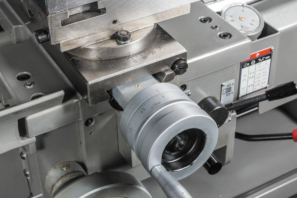 PROMAC - GHB-1340A-FT Tour à Métaux 400V 1500W - Entre Pointes 1015 Mm – Image 5