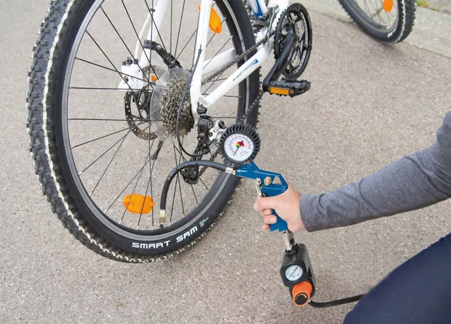 SCHEPPACH - Air Case Compresseur Portatif 2L 1100W Pression 8 Bar Max. + 12 Accessoires ! – Image 6